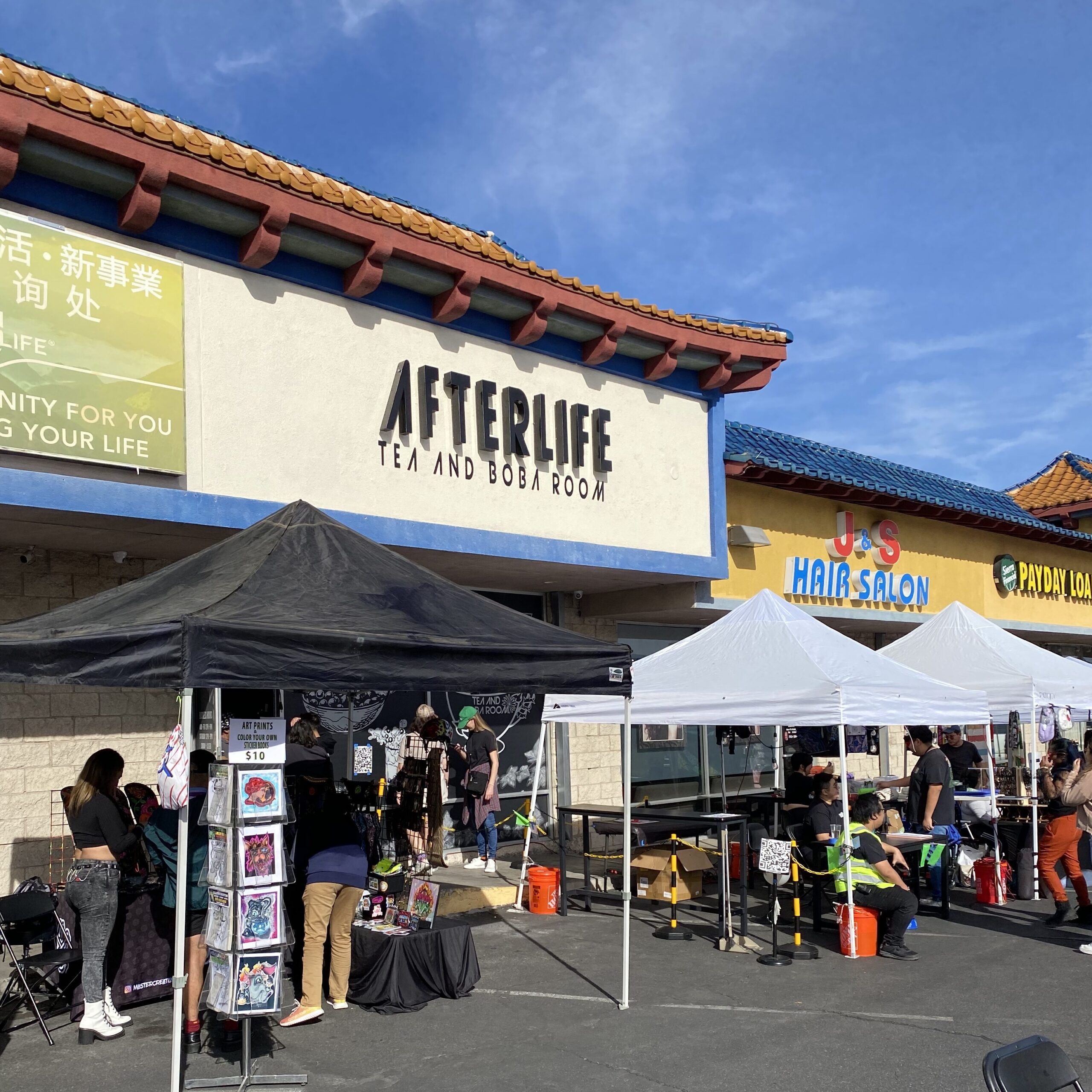 Read more about the article Afterlife Tea and Boba Room Hosts ‘New Year’s Market’